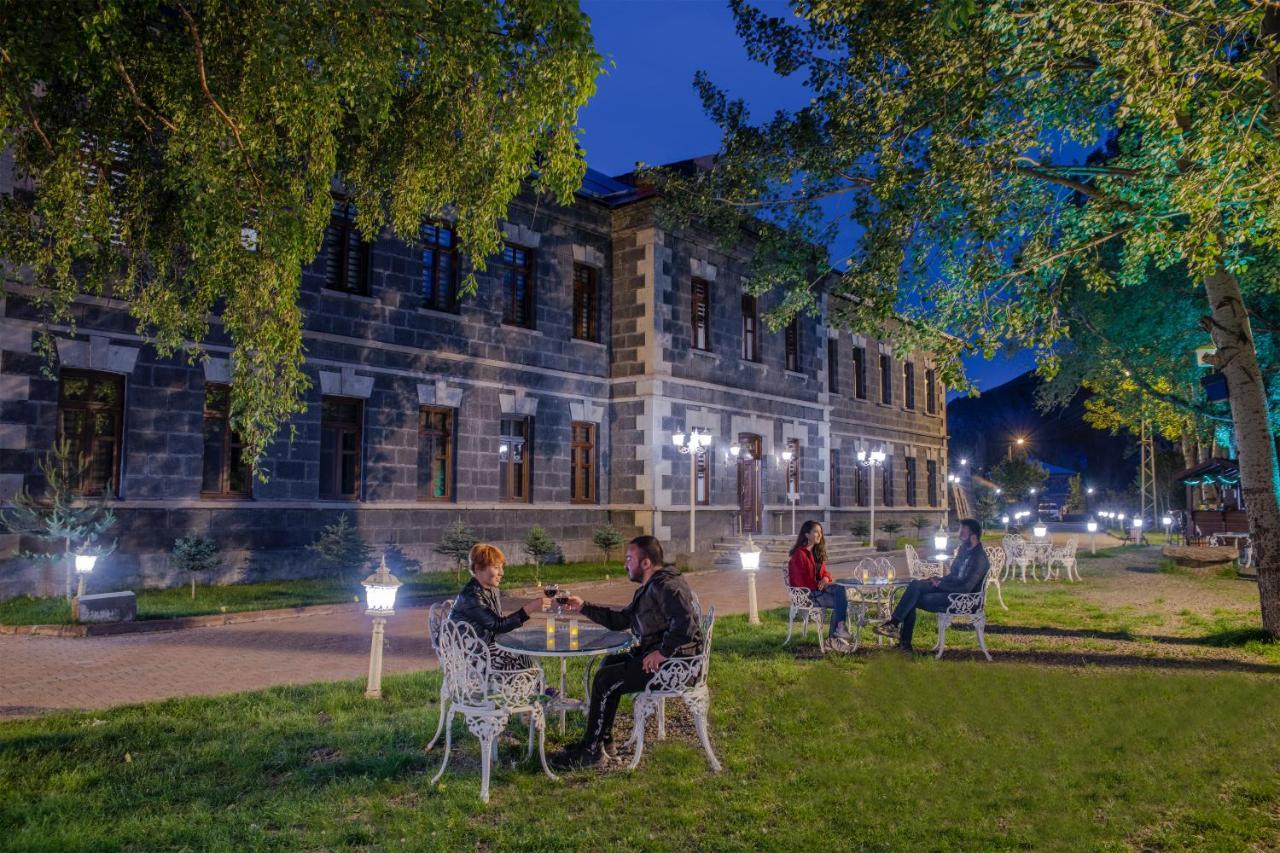 Hotel Katerina Sarayi 1877 Kars Eksteriør bilde